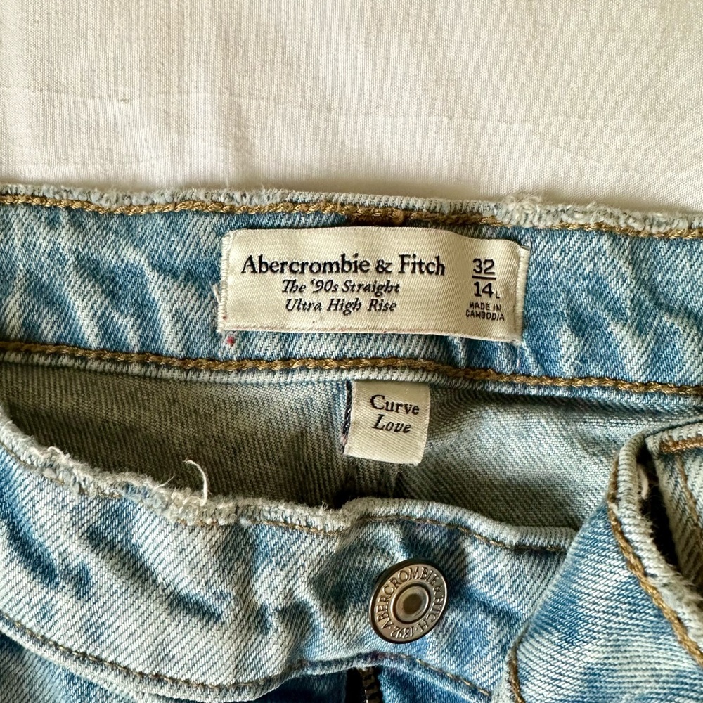 Abercrombie curve love jeans